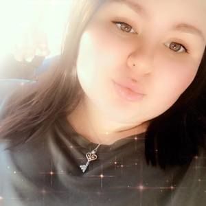 Meet your Posher, Alexandra